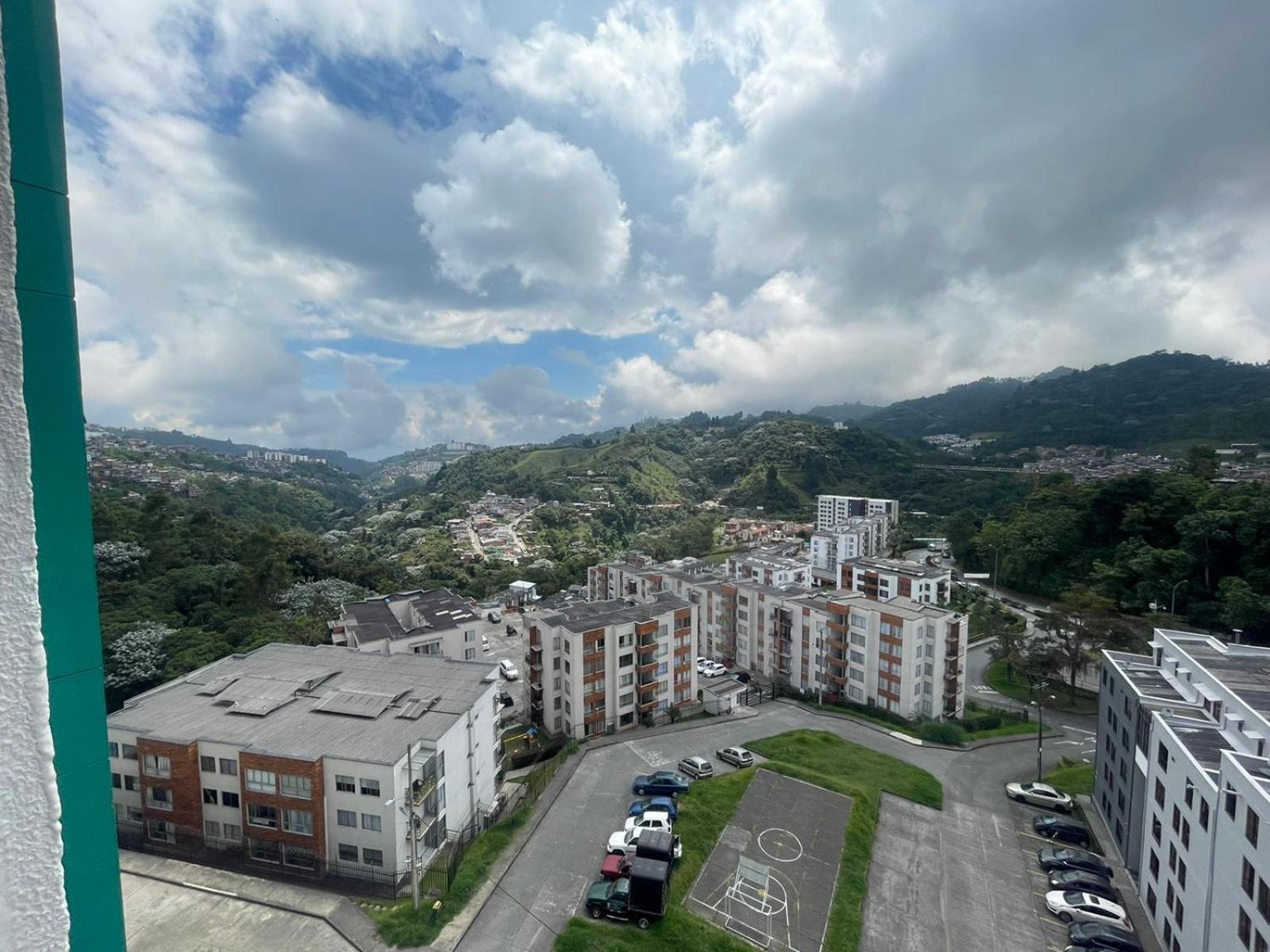 Muy Cerca Al Cc Fundadores, U Autonoma & El Centro Apartment Manizales Exterior photo